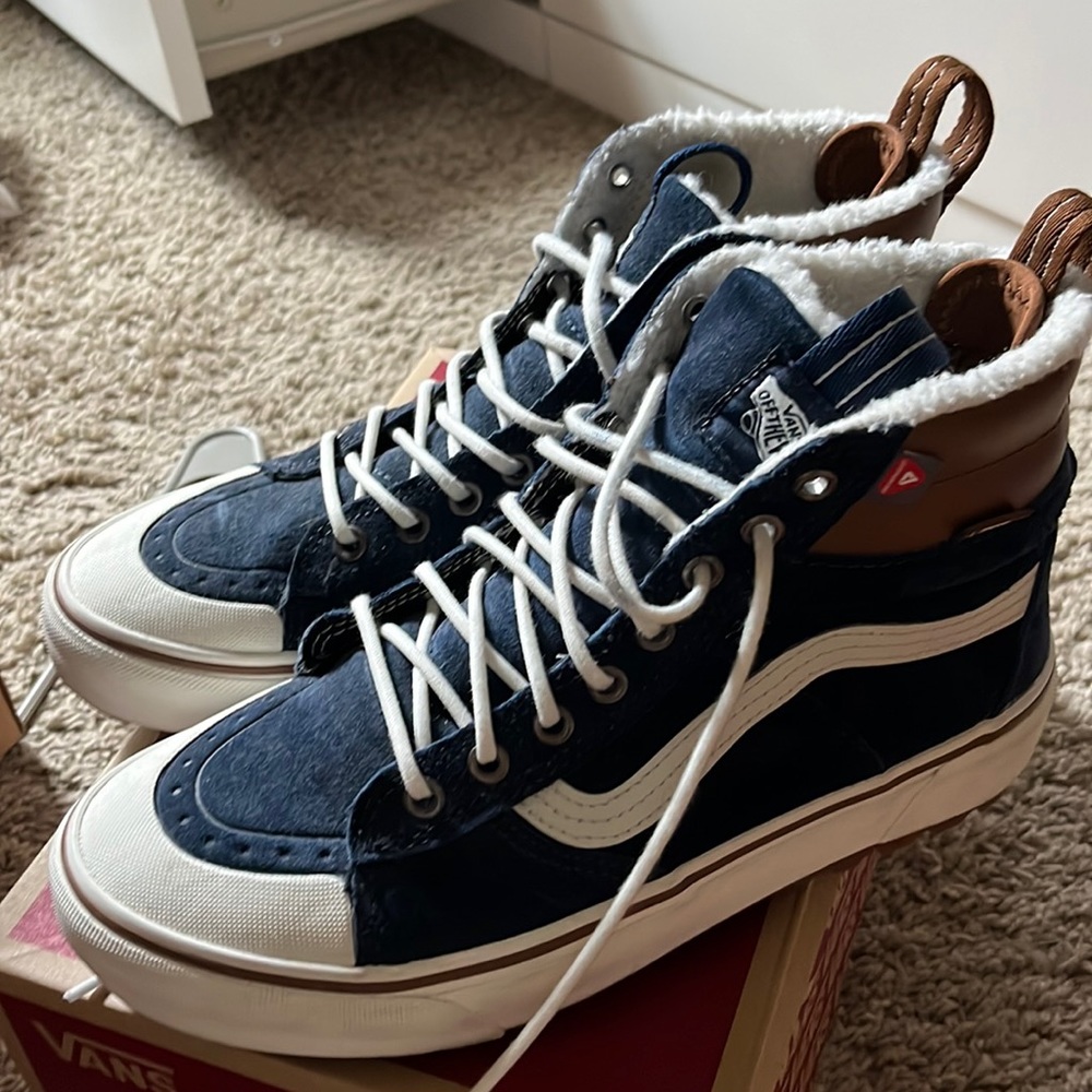 worn once vans